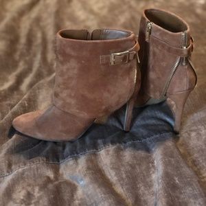 Stiletto suede booties
